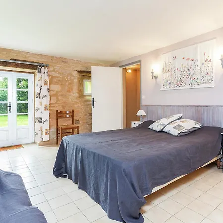 Holiday home In By & Forest Besse (Dordogne)
