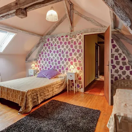 Holiday home In By & Forest Besse (Dordogne)